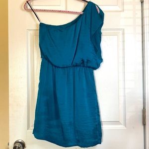 Cute one shoulder dress